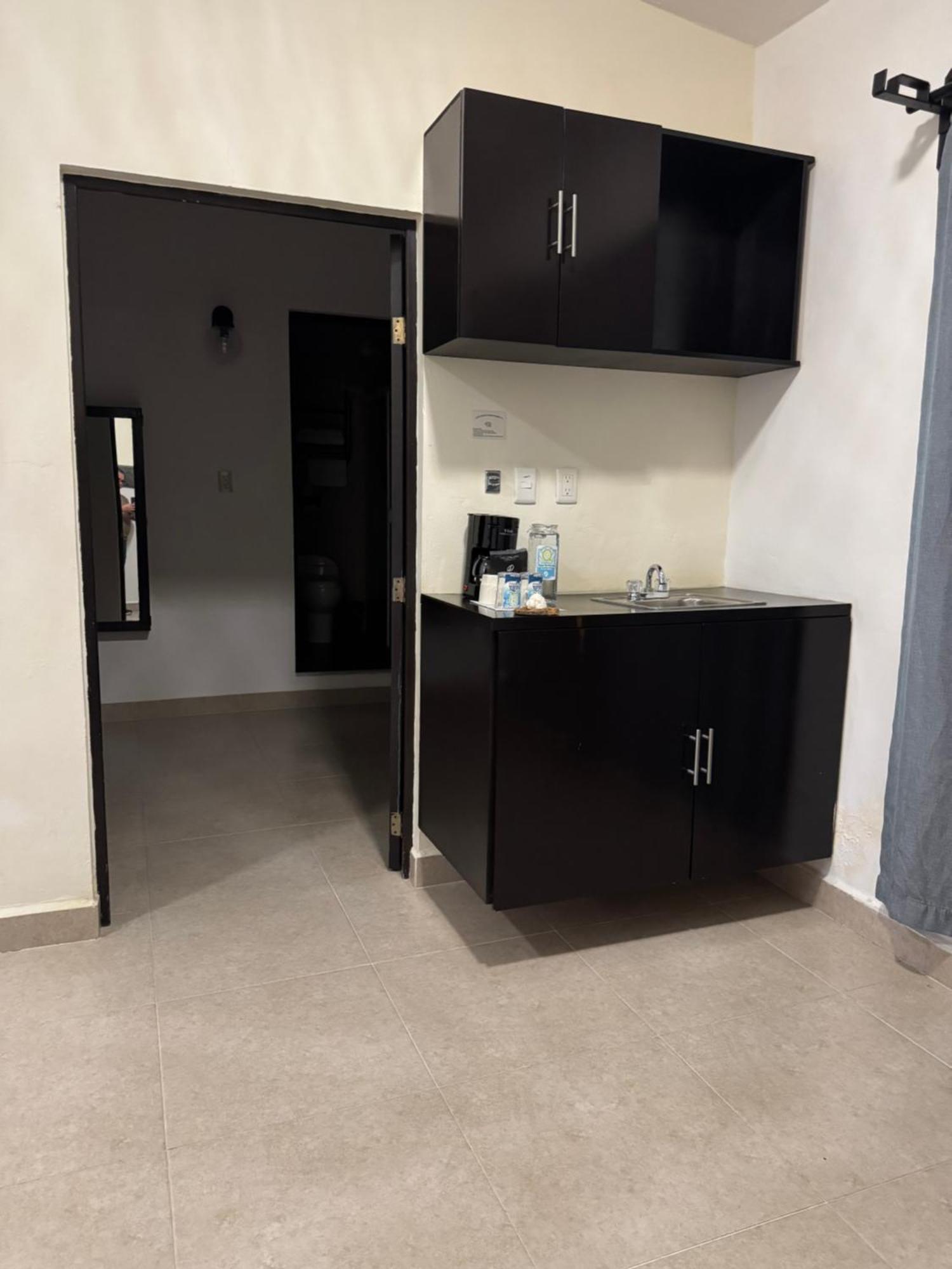 Hotel D Marco Exxpres Паленке Екстериор снимка