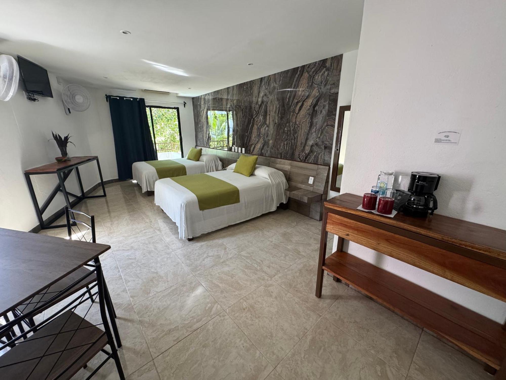 Hotel D Marco Exxpres Паленке Екстериор снимка