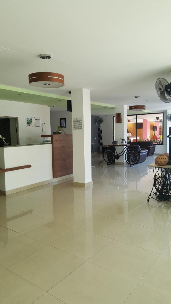 Hotel D Marco Exxpres Паленке Екстериор снимка