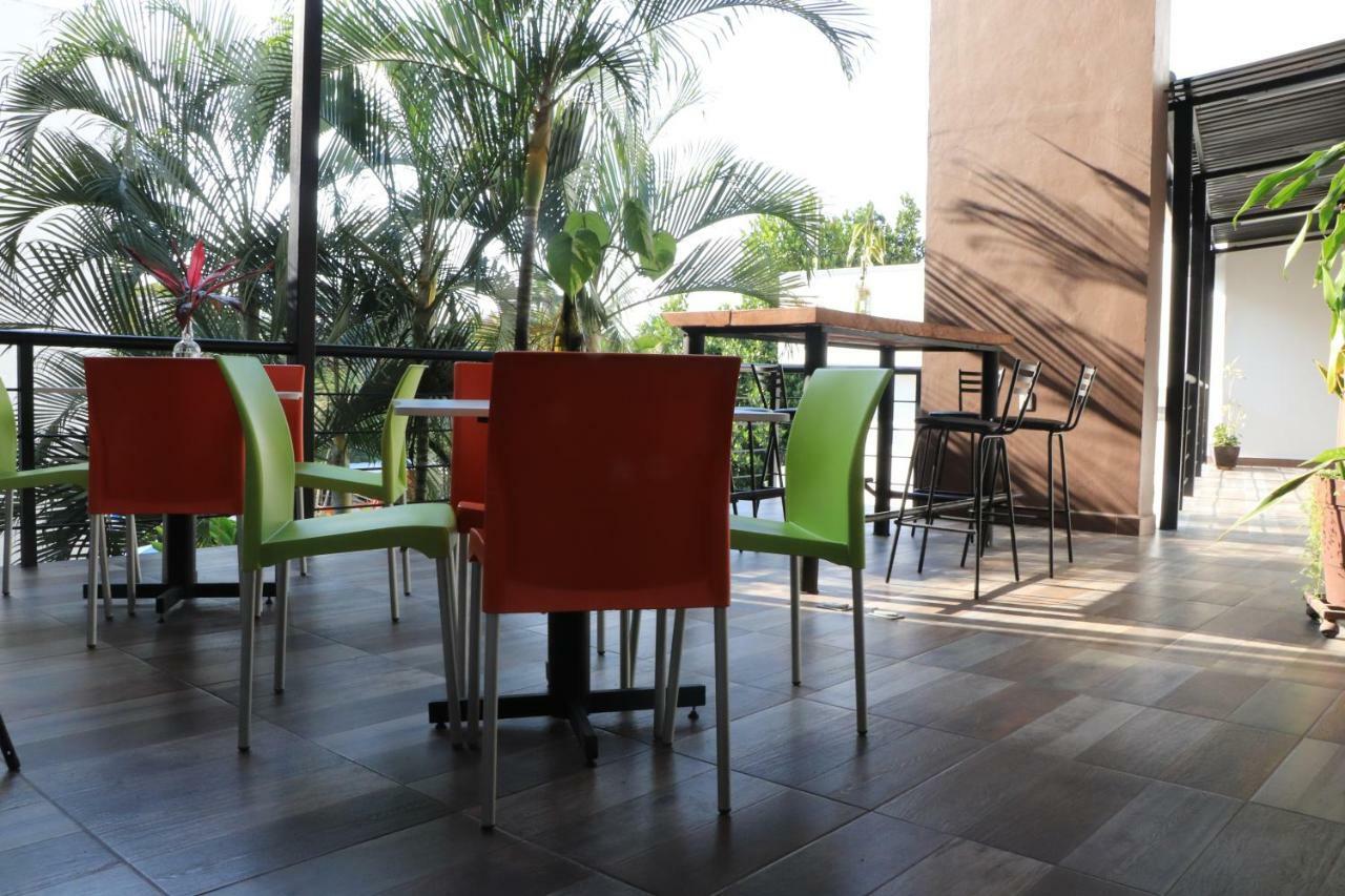 Hotel D Marco Exxpres Паленке Екстериор снимка