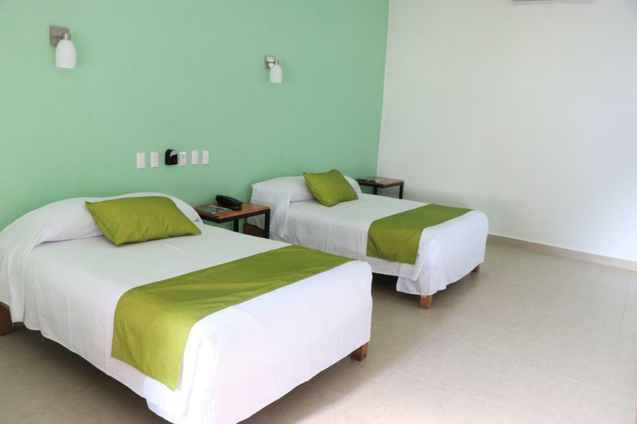 Hotel D Marco Exxpres Паленке Екстериор снимка